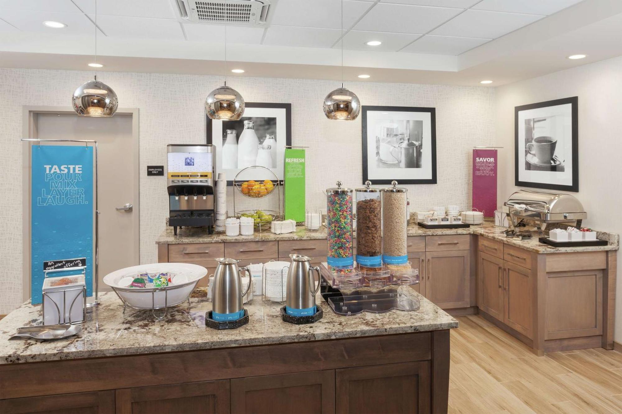 Hampton Inn & Suites Rocky Hill - Hartford South Ngoại thất bức ảnh