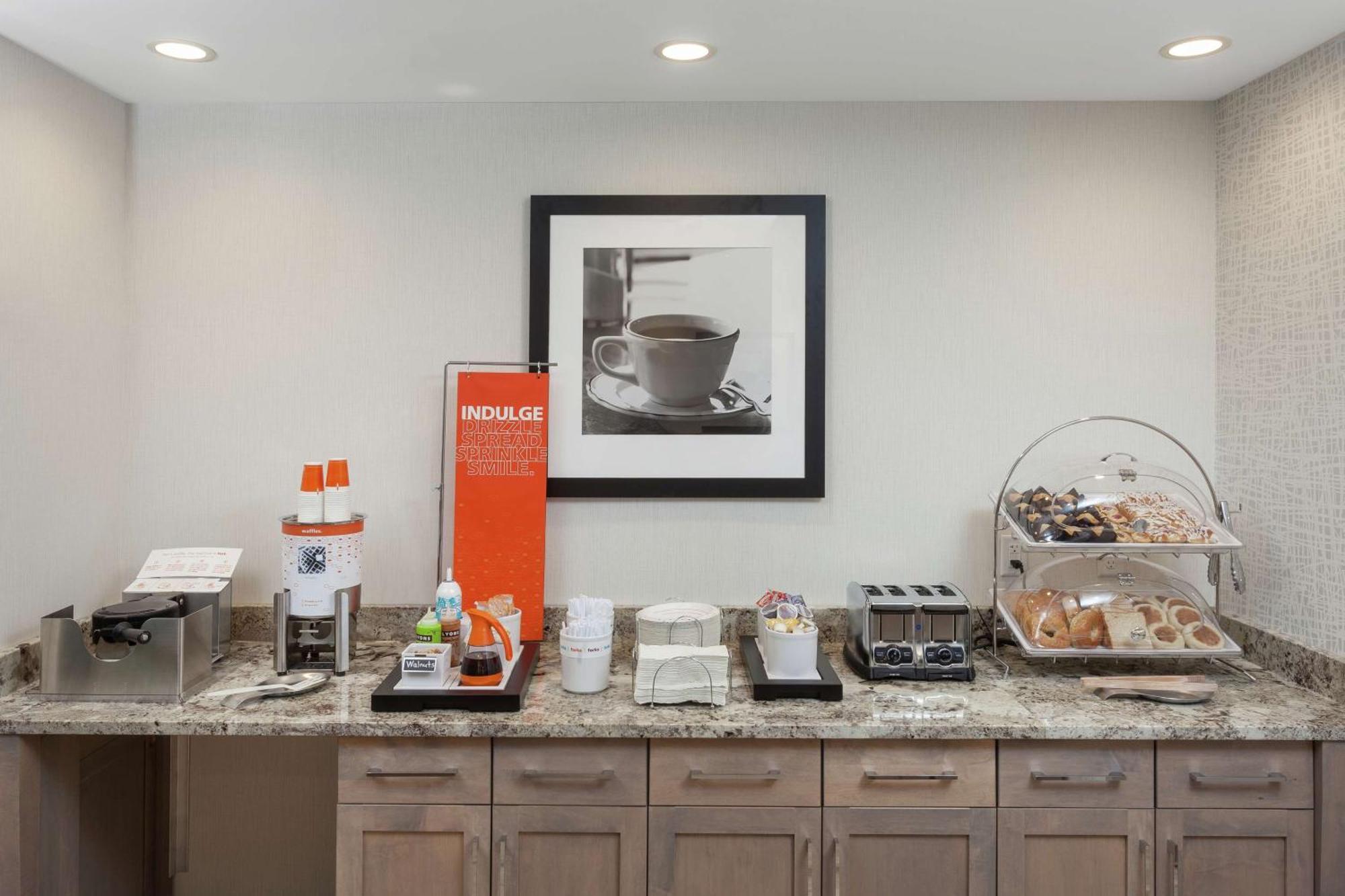Hampton Inn & Suites Rocky Hill - Hartford South Ngoại thất bức ảnh